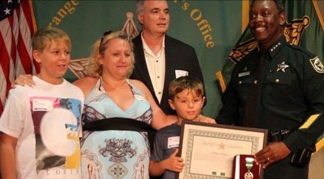 9-летний британец получил награду за храбрость в США