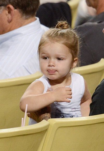 Дэвид Бекхэм отвел детей на бейсбольный матч