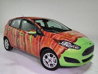 Ford решил обернуть машины беконом