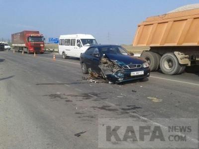 В Феодосии перевернулся пассажирский автобус: 14 пострадавших
