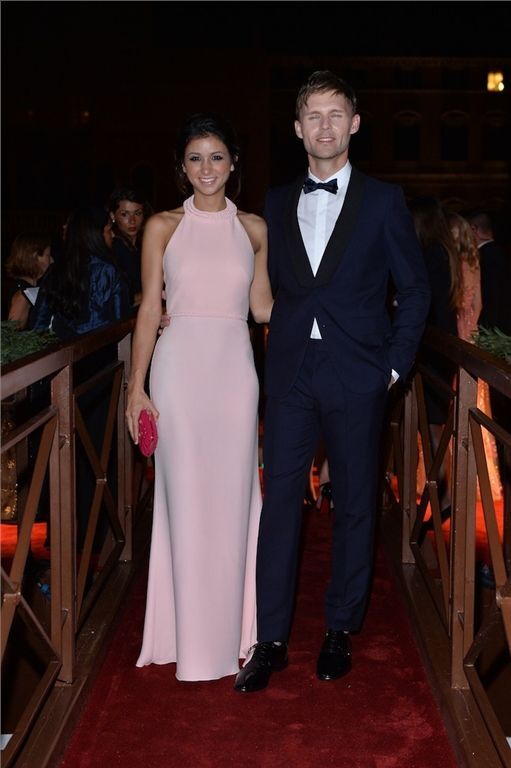 Звезды кино надели роскошные наряды на бал Valentino 