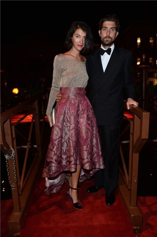 Звезды кино надели роскошные наряды на бал Valentino 