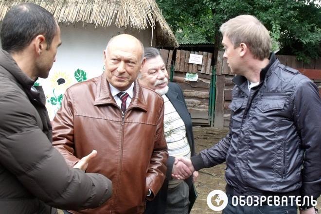 Светлаков с ослами спешит на помощь "Ишаку"