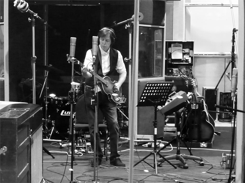 Пол Маккартни представил треклист нового альбома