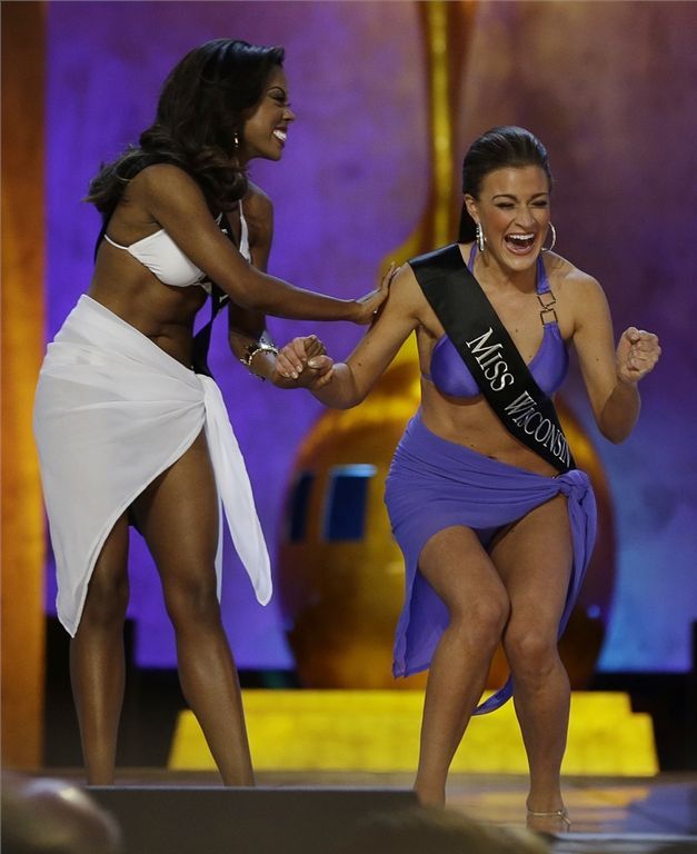 "Мисс Америка-2014" стала девушка с индийскими корнями