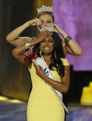 "Мисс Америка-2014" стала девушка с индийскими корнями