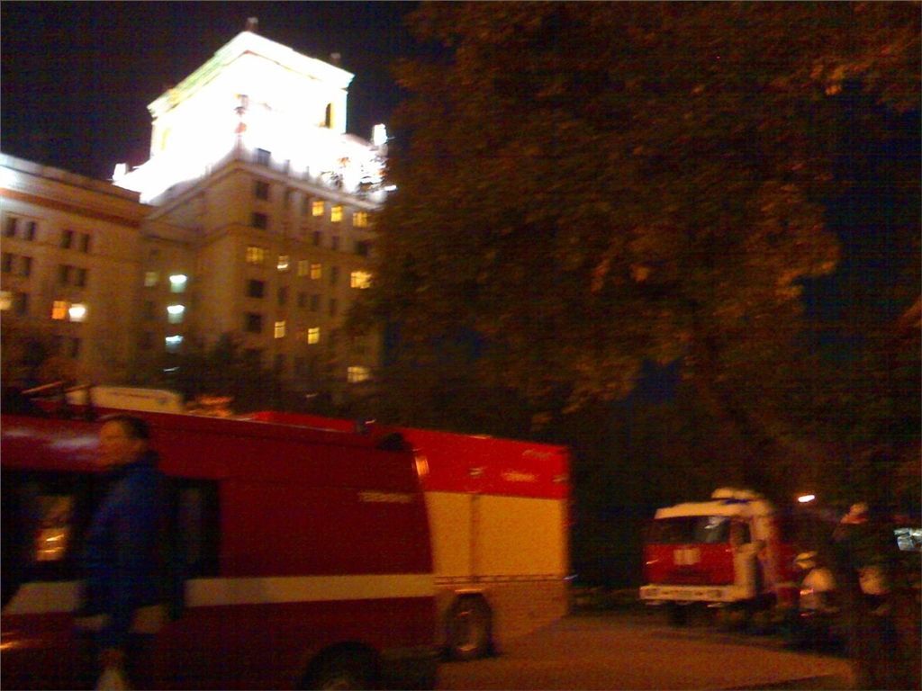 В Москве горел подвал главного здания МГУ