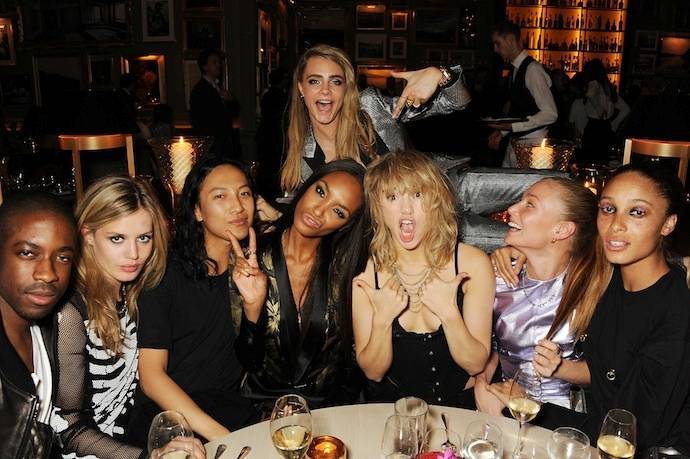 Звезды модельного бизнеса оторвались на вечеринке W Magazine 