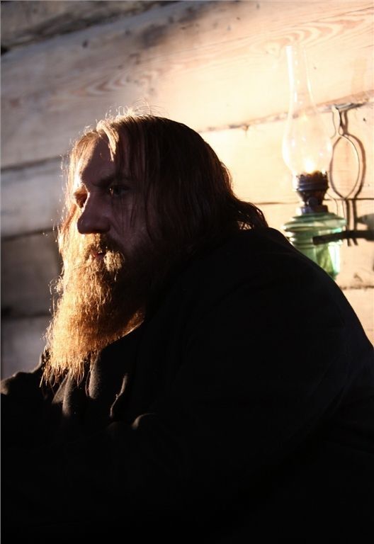 Жерар Депардье предстал в образе Распутина