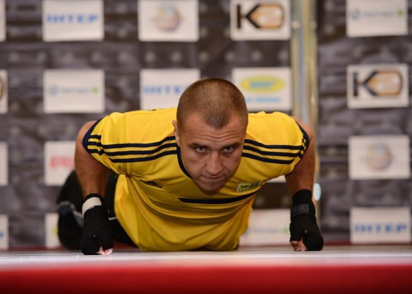 Участники боксерского турнира в Харькове провели открытую тренировку 