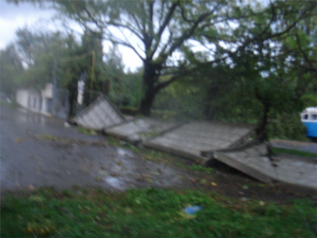 Львовщину атаковал мощный ураган