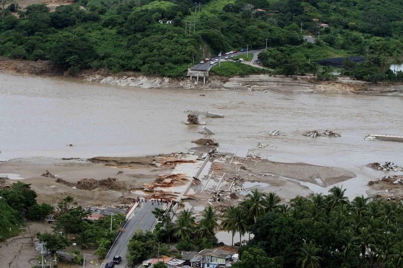 Наводнение в Мексике унесло жизни 130 человек