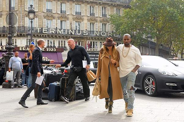 Канье Уэст и Ким Кардашян приехали на Неделю моды в Париже