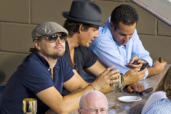 Леонардо ДиКаприо и Лукас Хааса веселятся на US Open