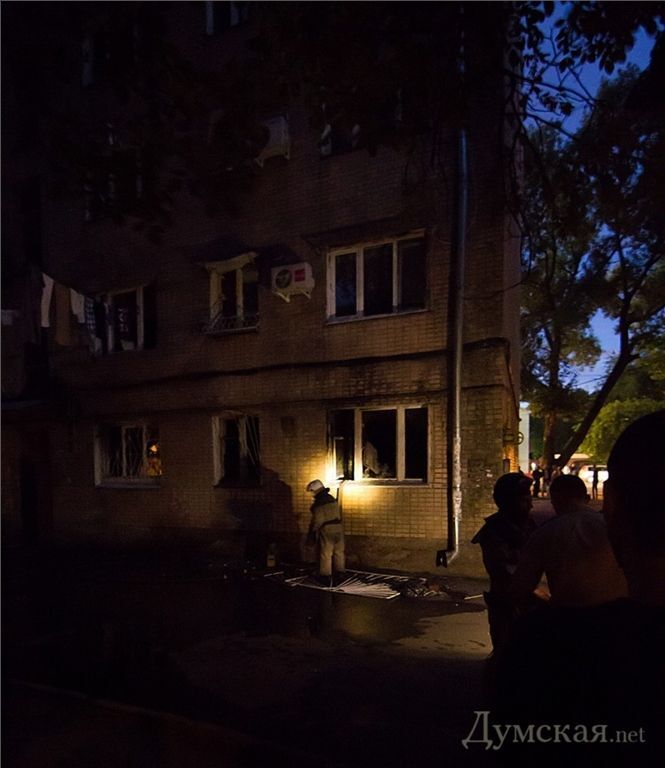 В Одессе горел жилой дом