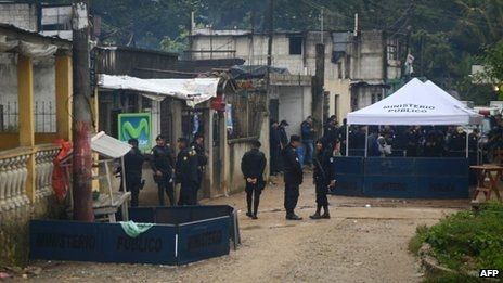 В Гватемале расстреляли посетителей бара: 11 жертв, 15 раненых