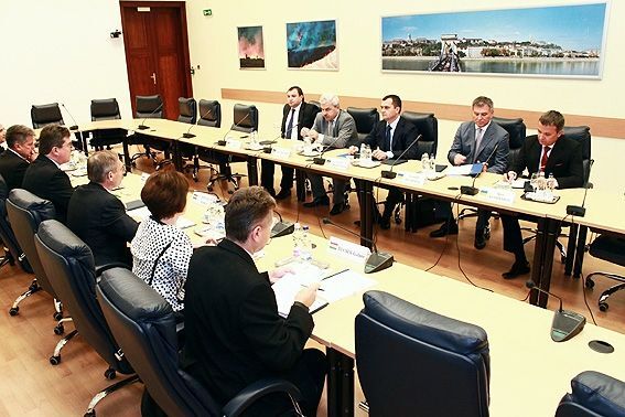 Захарченко обсудил с венгерским коллегой сотрудничество в международном розыске 