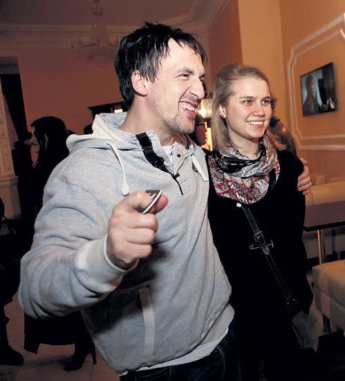 Актор Артур Смольянінов одружився на "татової дочці"