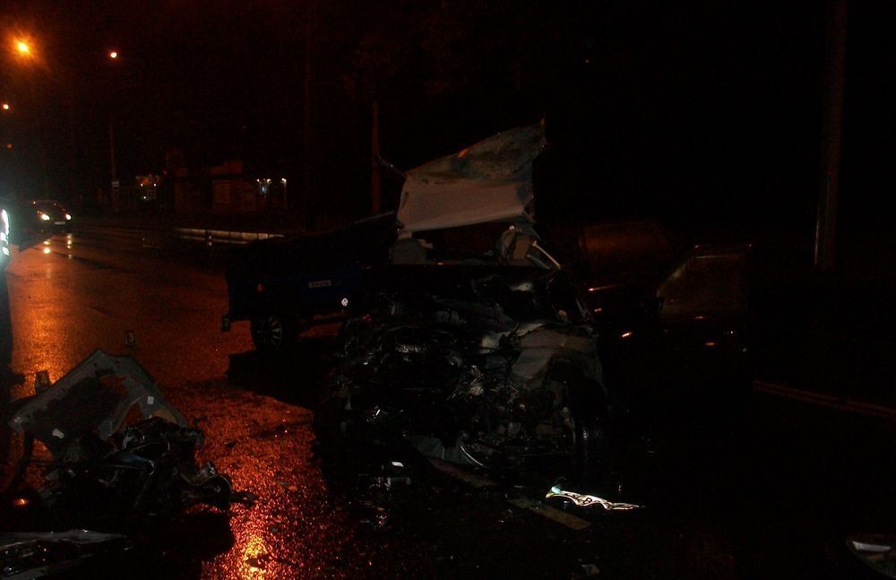 Лобовое ДТП в Харькове: двое погибли, трое в больнице