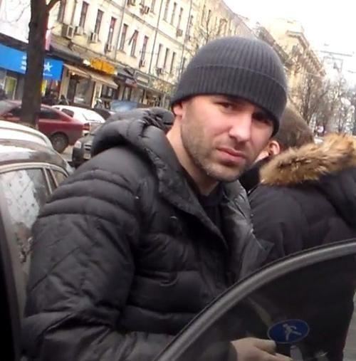 Активисты Евромайдана избили водителя иномарки - милиция