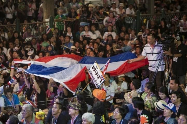 Опозиція Таїланду дала уряду три дні на відставку