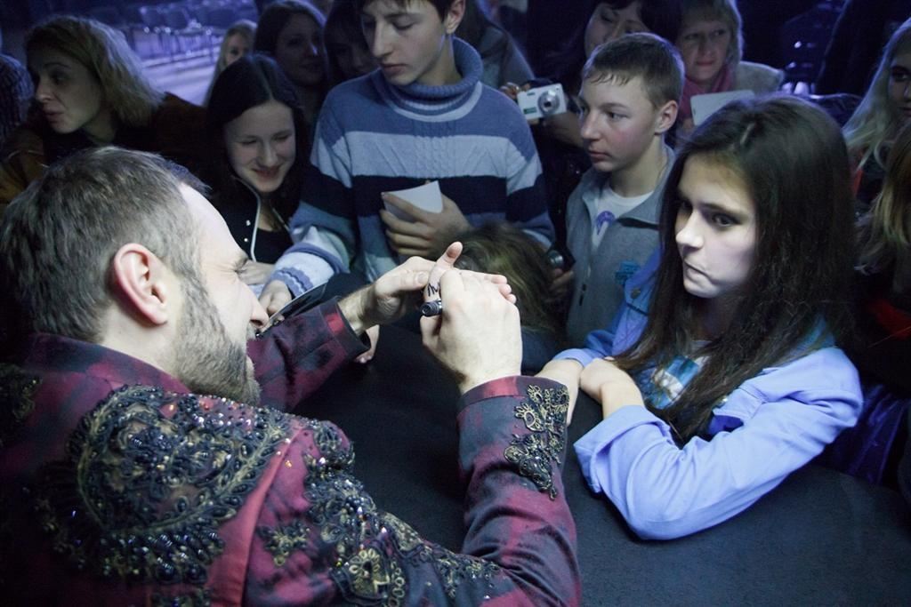 Концерт, фото и автограф за один вечер  - фанаты  "Х-Фактора" просто счастливы