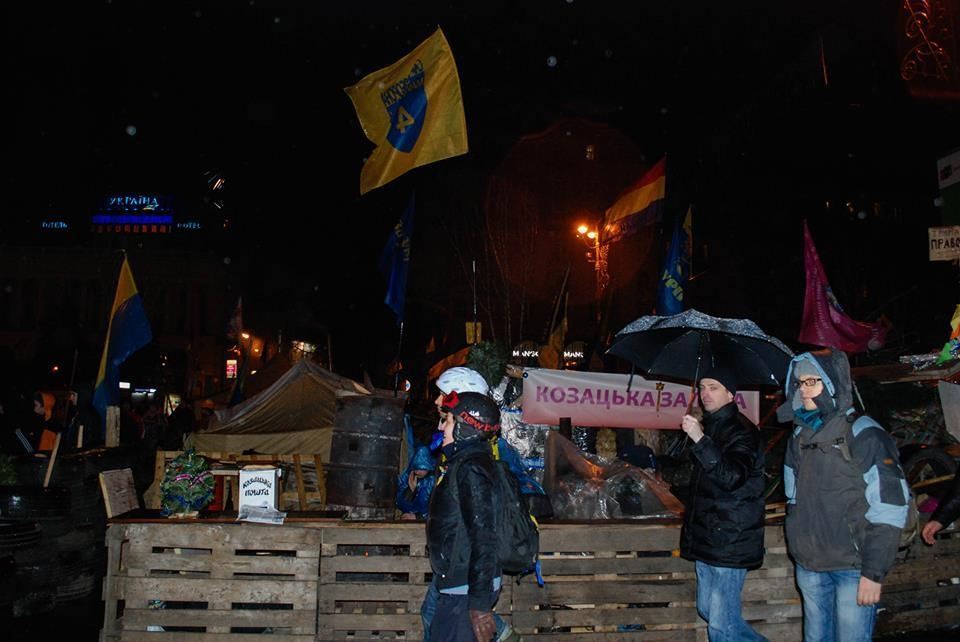 Ночь на Майдане прошла в тревоге, но без штурма