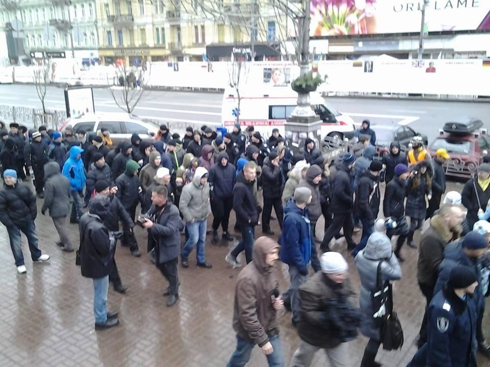 Антимайдановцы пытались устроить провокацию на Майдане