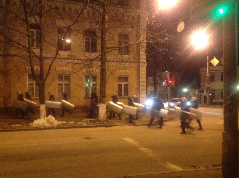 К Кабмину стягиваются беркутовцы