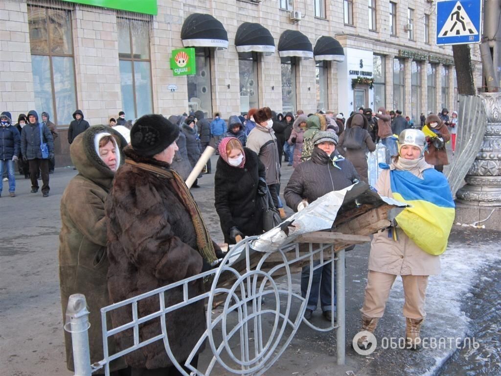 Митингующие против спецназа: противостояние в центре Киева продолжается