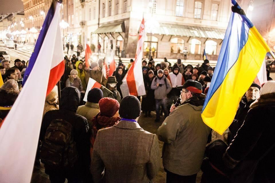 У Варшаві пройшов мітинг на підтримку українських протестів