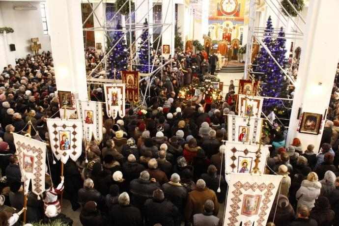 Тысячи львовян пришли на похороны Юрия Вербицкого