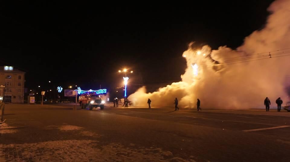 У Черкасах спалили автомобілі київського Автомайдану - активіст