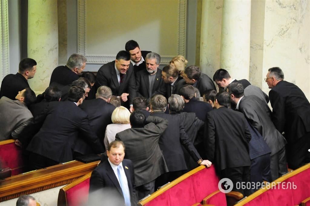 Як депутати скасовували скандальні закони. Фоторепортаж