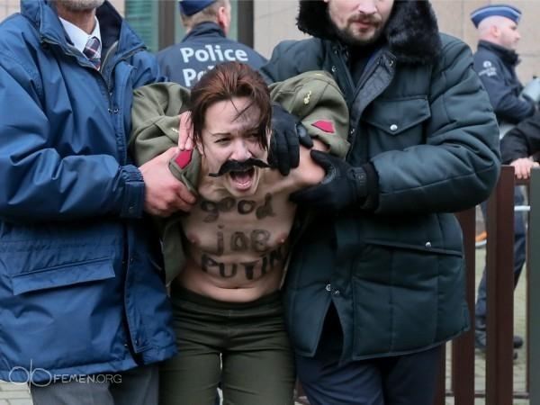 Femen пикетировали саммит Россия-ЕС в Брюсселе 