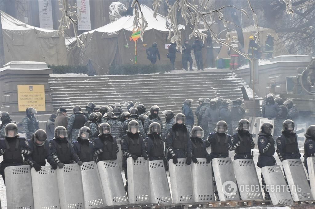 Евромайдан: герои Крут и крутые нравы