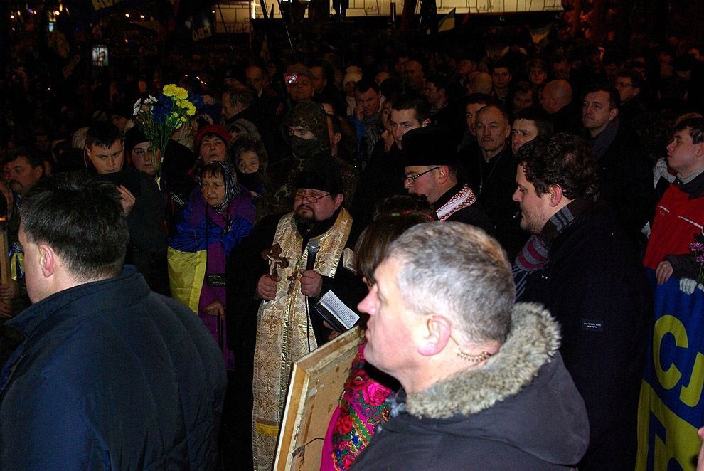 Смолоскипна хода з бандерівцями