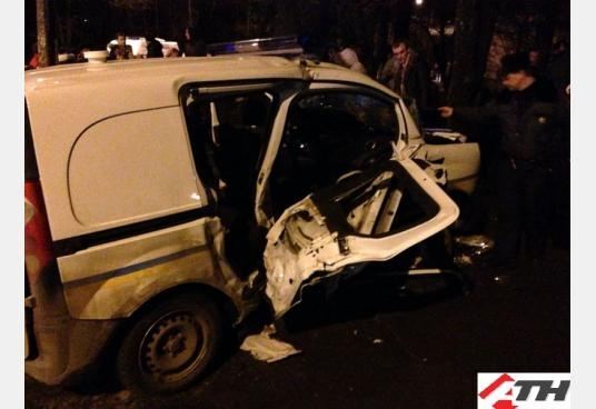 В Харькове милицейское авто влетело в Mercedes: семь пострадавших