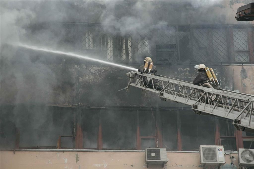 Стали известны фамилии погибших и пострадавших при пожаре на ювелирной фабрике в Харькове