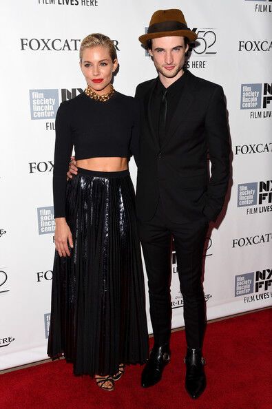 Роковая Сиенна Миллер на премьере "Охотника на лис"