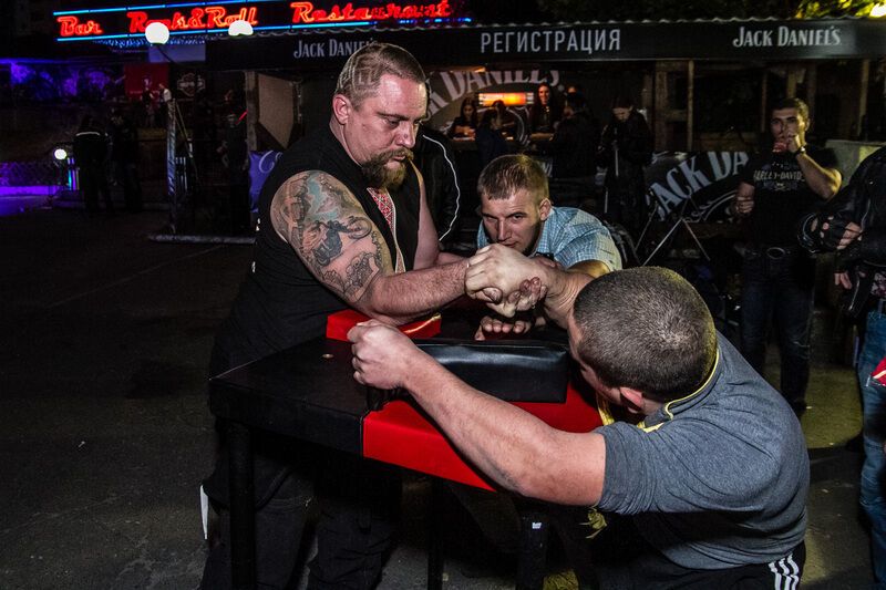 Байкер Шовковский закрыл мотосезон-2014 в Киеве