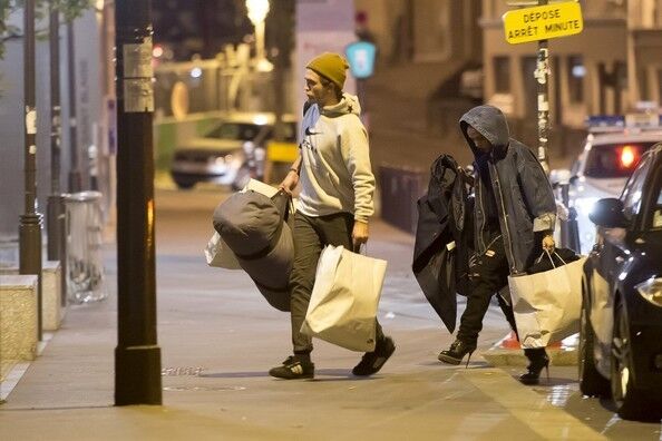 Роберт Паттинсон завел новую девушку и начал барыжить