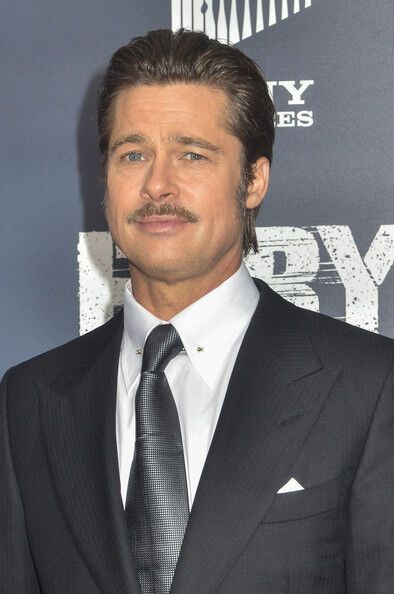 Брэд Питт отрастил усы, а Шайа ЛаБаф - бороду 