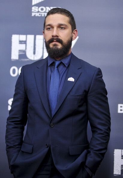 Брэд Питт отрастил усы, а Шайа ЛаБаф - бороду 