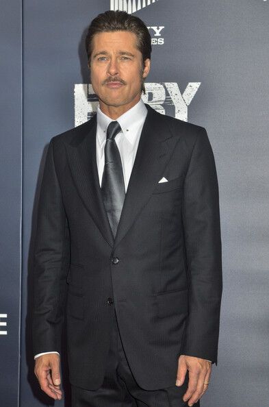 Брэд Питт отрастил усы, а Шайа ЛаБаф - бороду 