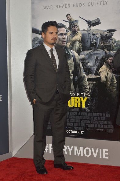 Брэд Питт отрастил усы, а Шайа ЛаБаф - бороду 