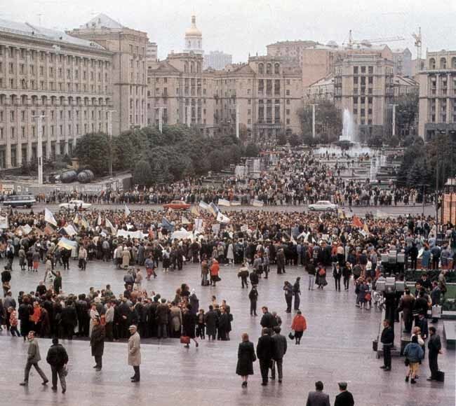 10 самых ярких фото украинской Революции на граните