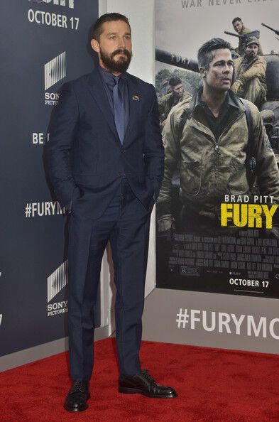 Брэд Питт отрастил усы, а Шайа ЛаБаф - бороду 