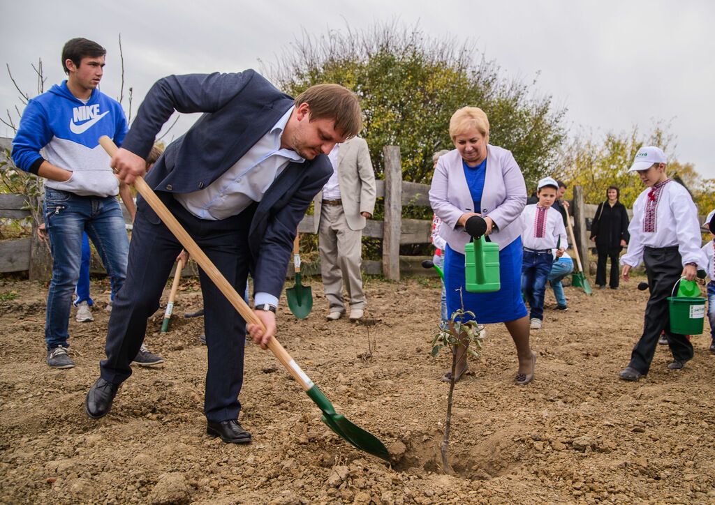  Борщевский агротехнический колледж получил современное компьютерное оборудование