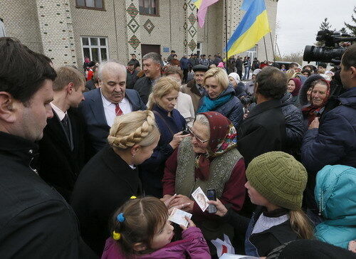 Тимошенко против экономии за счет народа: затягивать пояса должны чиновники